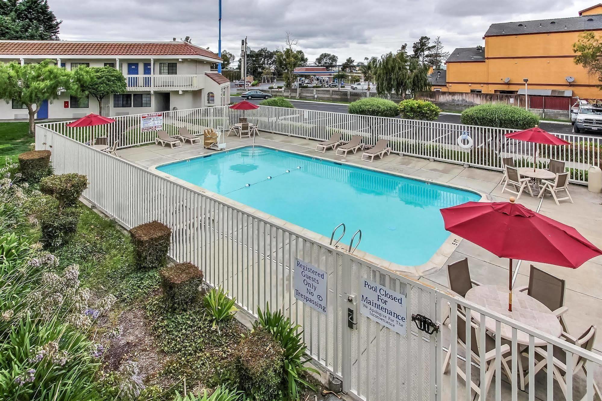 Motel 6-Salinas, Ca - North Monterey Area Zewnętrze zdjęcie